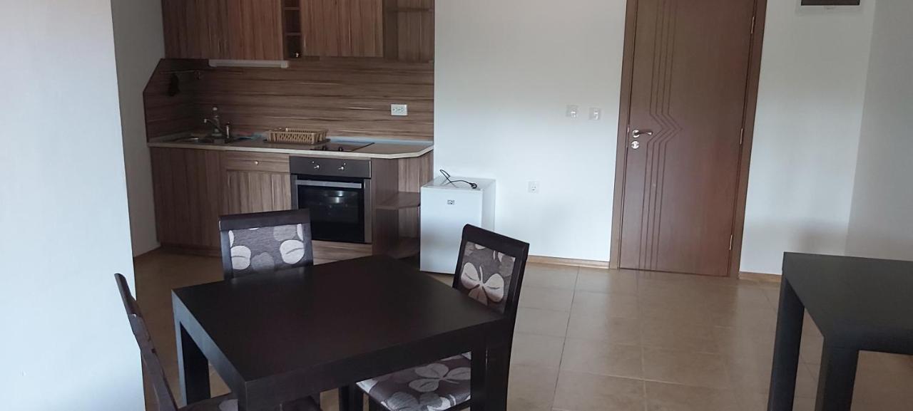 Vidima Apartment Hotel Apriltsi  Bagian luar foto
