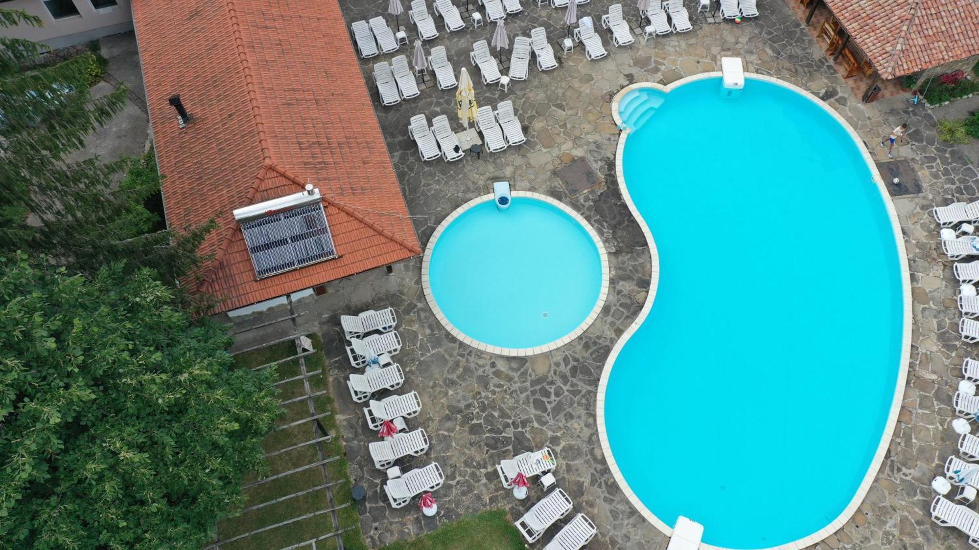 Vidima Apartment Hotel Apriltsi  Bagian luar foto