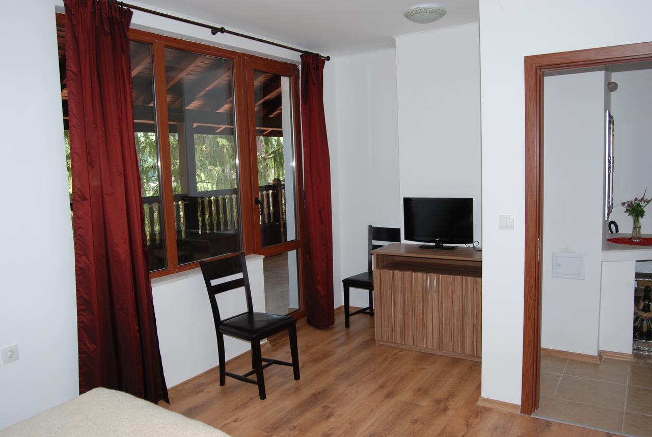 Vidima Apartment Hotel Apriltsi  Bagian luar foto
