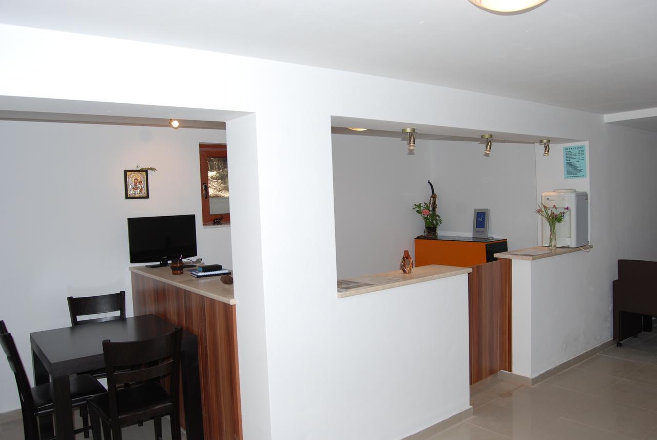 Vidima Apartment Hotel Apriltsi  Bagian luar foto