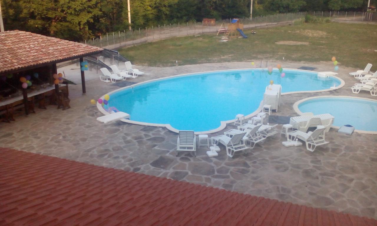 Vidima Apartment Hotel Apriltsi  Bagian luar foto